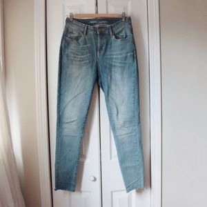 High-waisted skinny jeans